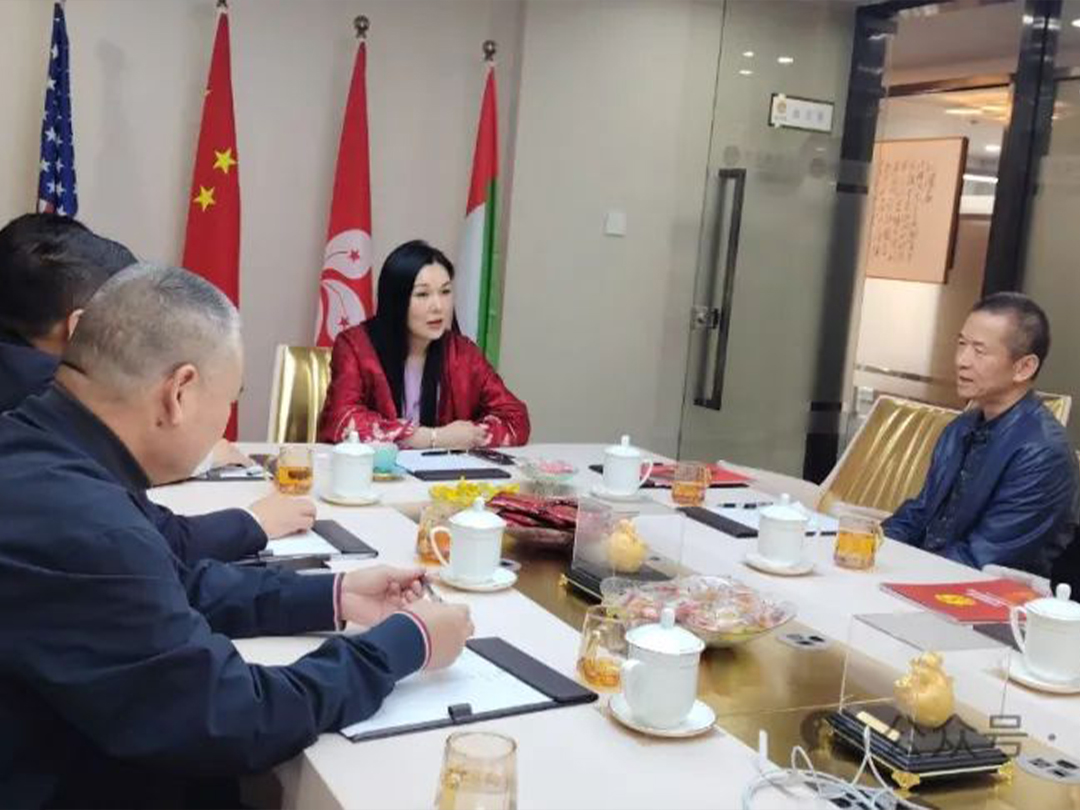 A股上市公司241亿元顺络电子联合创始人李宇到访晴天集团总部与洪子晴女爵士交流合作